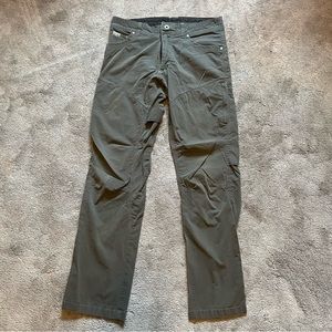 KUHL MENS UTILITY EVERYDAY PANT
